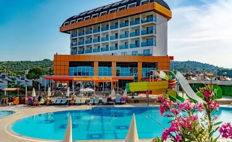 Nil Bahir Resort and Spa