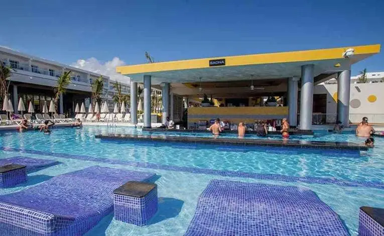 RIU Republica (adults only)