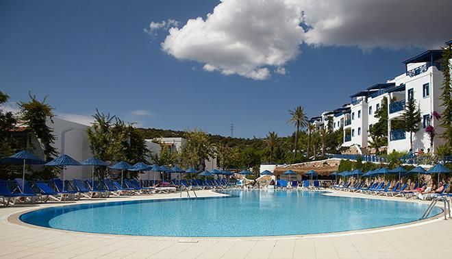 BODRUM HOLIDAY & SPA