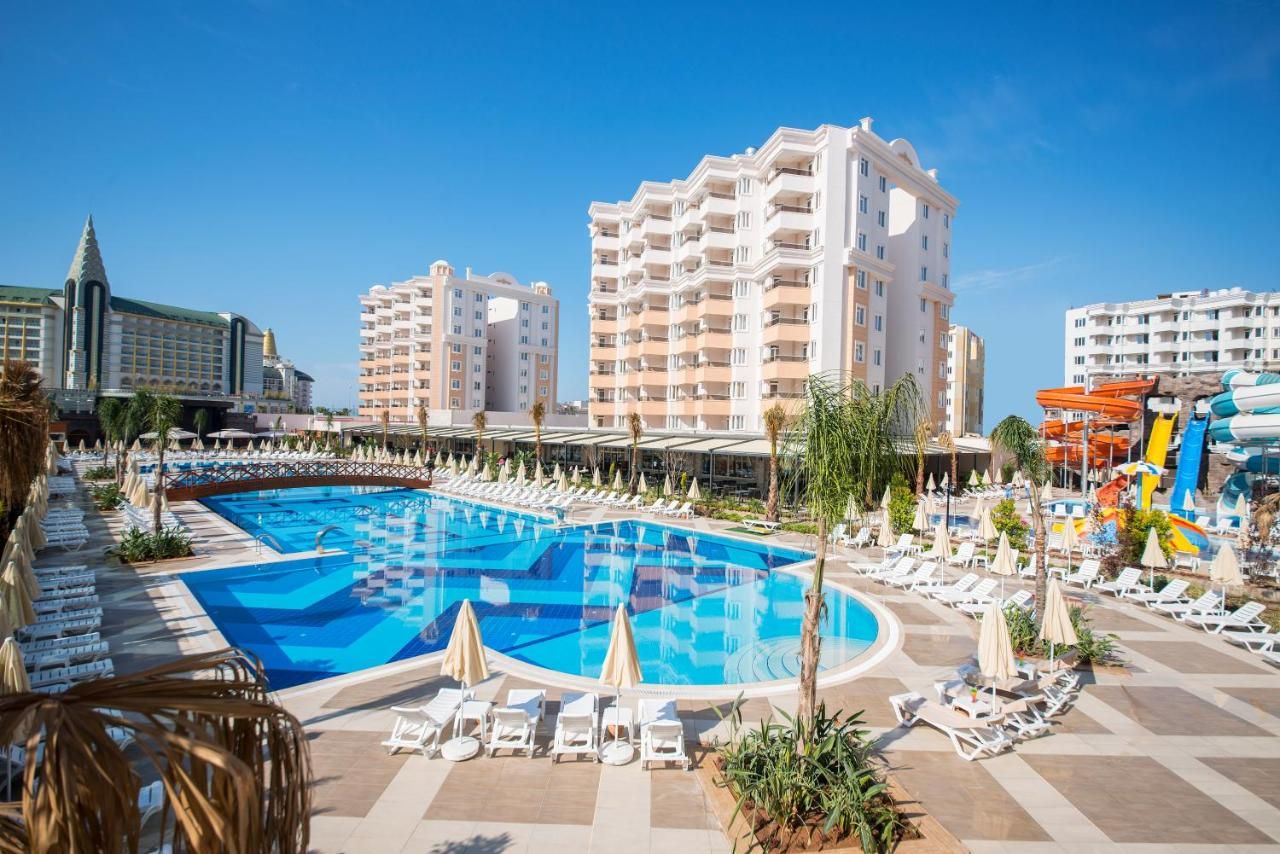 RAMADA WINDHAN LARA